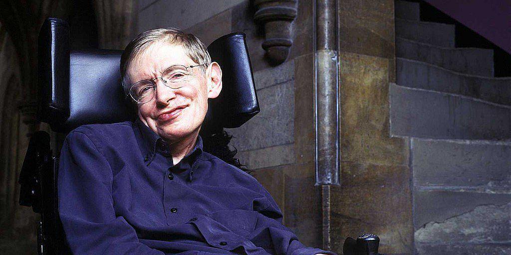 Stephen Hawking apoya proyecto para enviar nave a otro sistema solar 