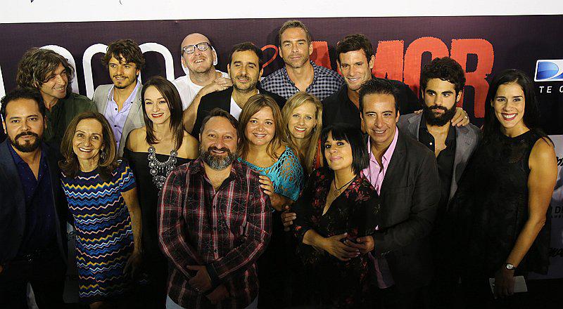 Stefano Salvini: Jimena Lindo ni lo miró en presentación de 'Locos de amor' [VIDEO]  