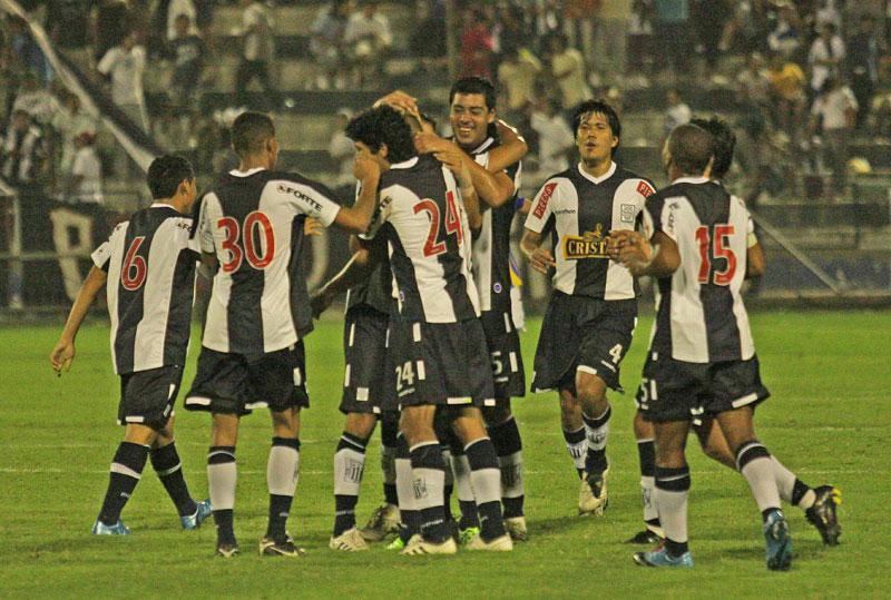 Alianza molesto con la elección de árbitros para los equipos peruanos en la Libertadores