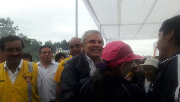 Alcalde Luis Castañeda inauguró avenida 200 millas en Villa El Salvador (VIDEO)