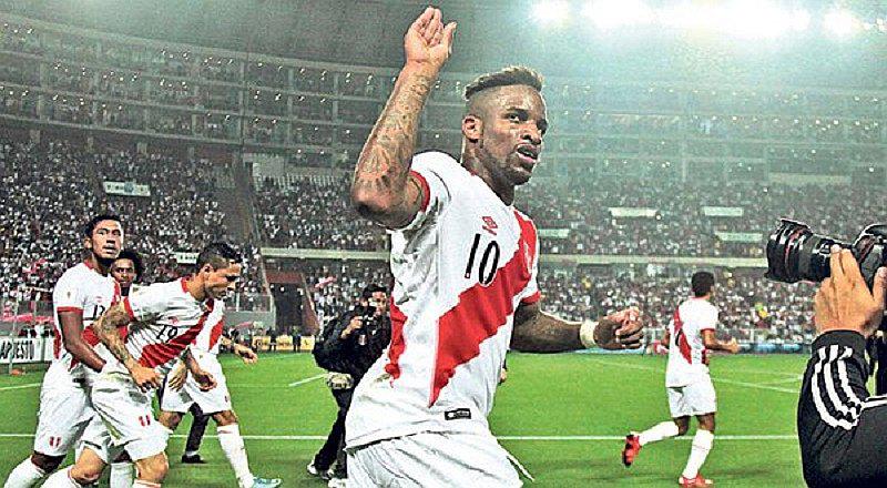 Jefferson Farfán jura que no está acabo y tiene la esperanza de volver a la selección