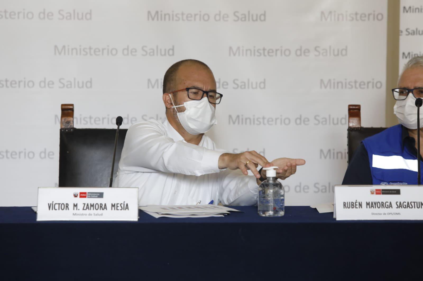 El ministro de salud, Víctor Zamora, se comprometió a continuar asistiendo a Loreto para responder a esta etapa crítica. (Foto: César Bueno)