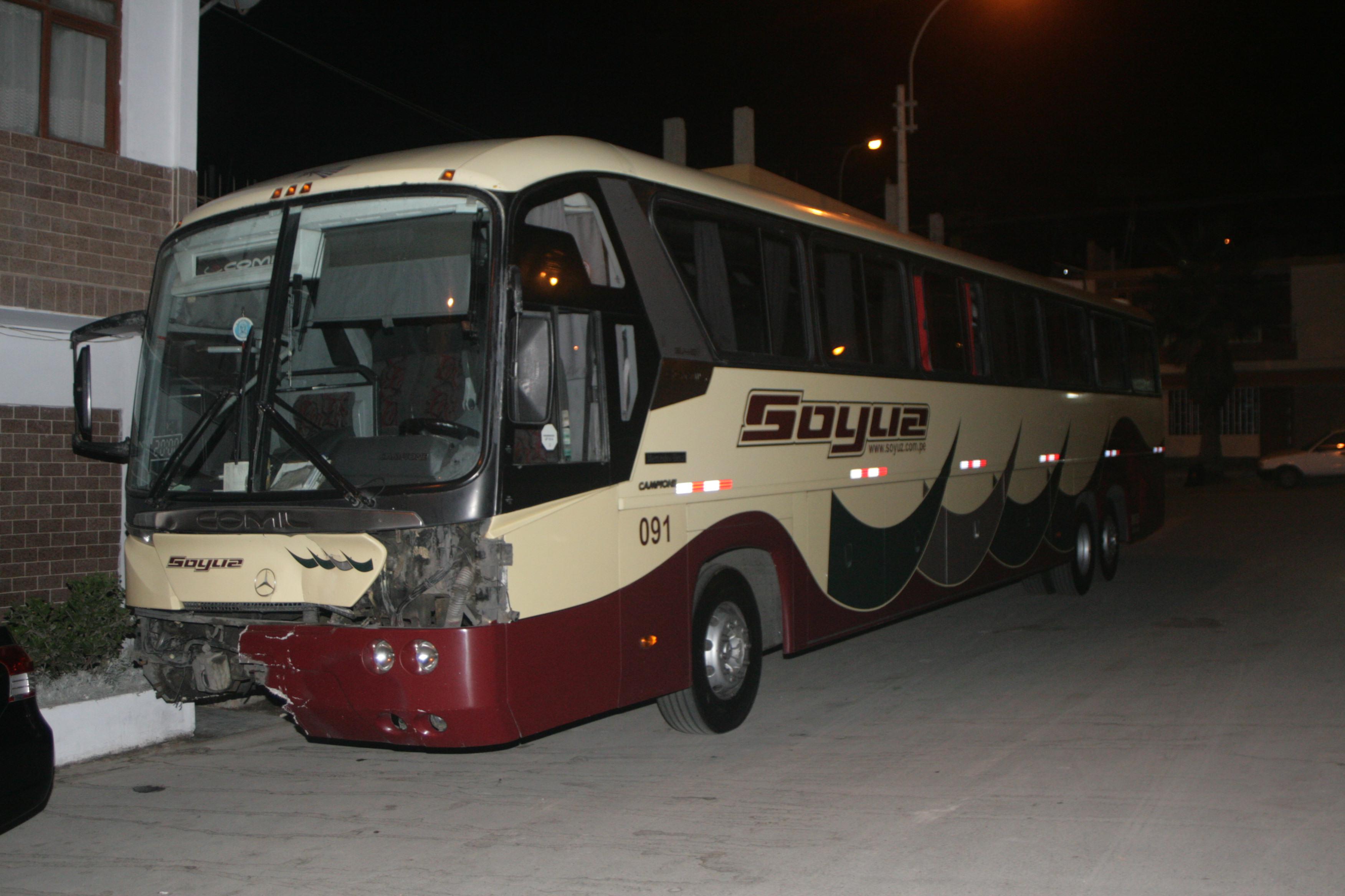 Omnibus de Soyuz arrolla y mata a heladero en la Panamericana Sur