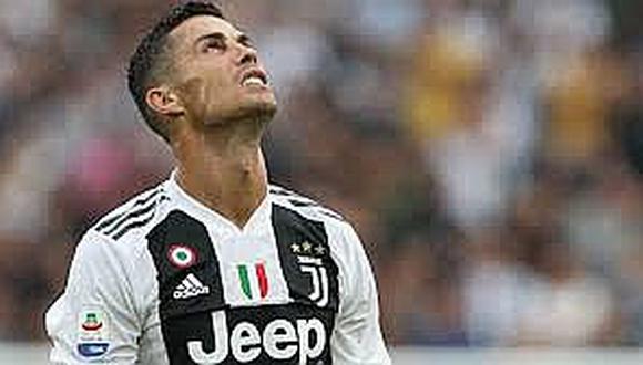 ​Cristiano Ronaldo va al banquillo en el encuentro contra el Atalanta