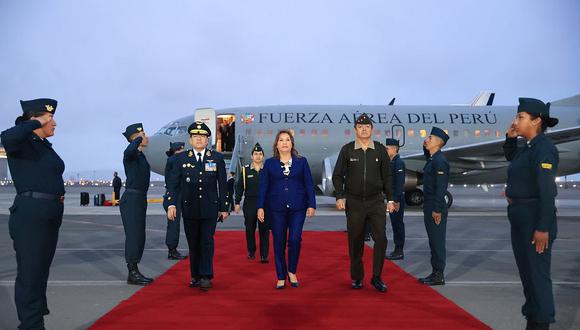 Dina Boluarte y Joe Biden no tuvieron reunión bilateral, provocando la renuncia de Ana Gervasi en la Cancillería. (Foto: Presidencia)
