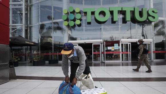 Tottus también se sumó a esta ola de comunicados y anunció el cierre por hoy de su establecimientos comerciales. (Foto: GEC)