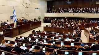 Israel: Parlamento prohíbe minifaldas y las mujeres protestan