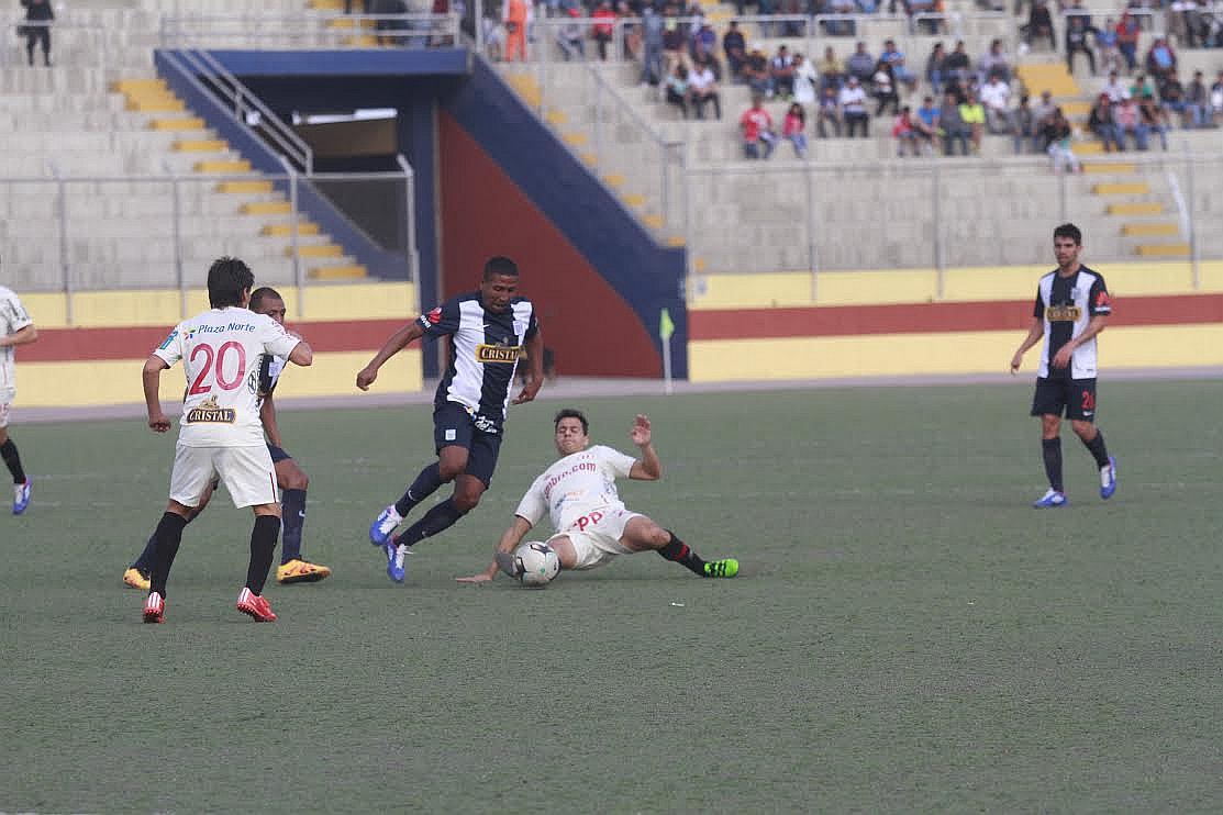 Alianza Lima venció 1-0 a Universitario de Deportes en Chimbote  