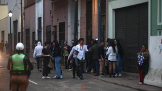 Cientos de jóvenes se amanecieron celebrando Halloween y el Día de la Canción Criolla en diversos distritos de la capital 