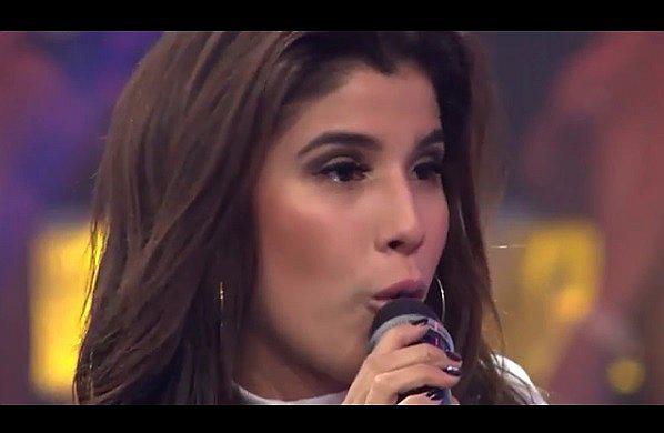 ​Yahaira Plasencia en shock al recibir sorpresa en plena entrevista del Reventonazo (VIDEO)
