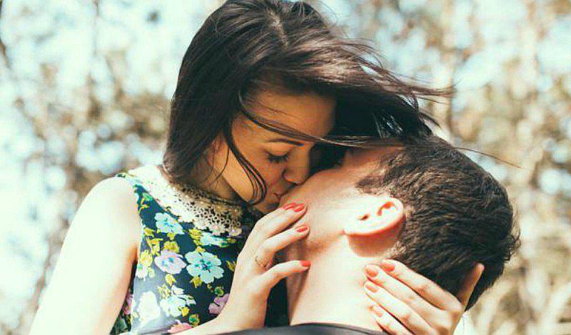 ¿Enamorada? 7 trucos para conquistar a un hombre difícil