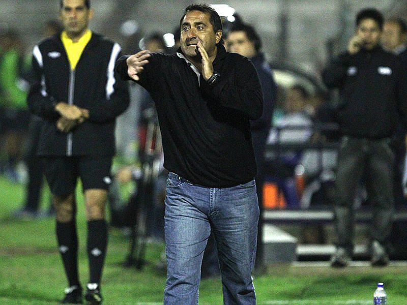 Julio Zamora entrenó en Perú y es candidato para selección de Bolivia 