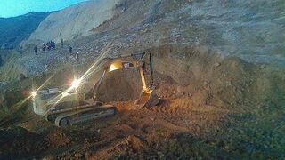 La Libertad: Seis mineros sepultados deja derrumbe de un cerro [FOTOS]