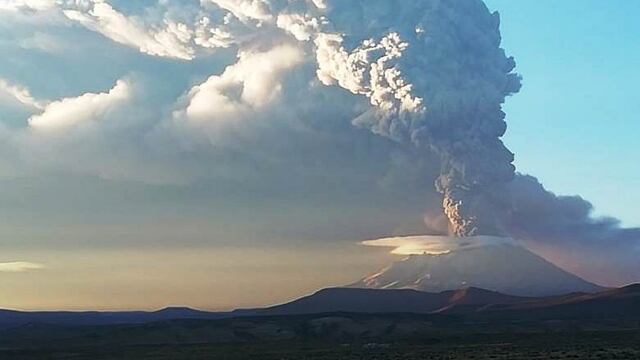 Moquegua: Gobierno declara en emergencia 10 distritos tras explosión del volcán Ubinas