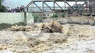 Pobladores temen que el río Rímac se desborde