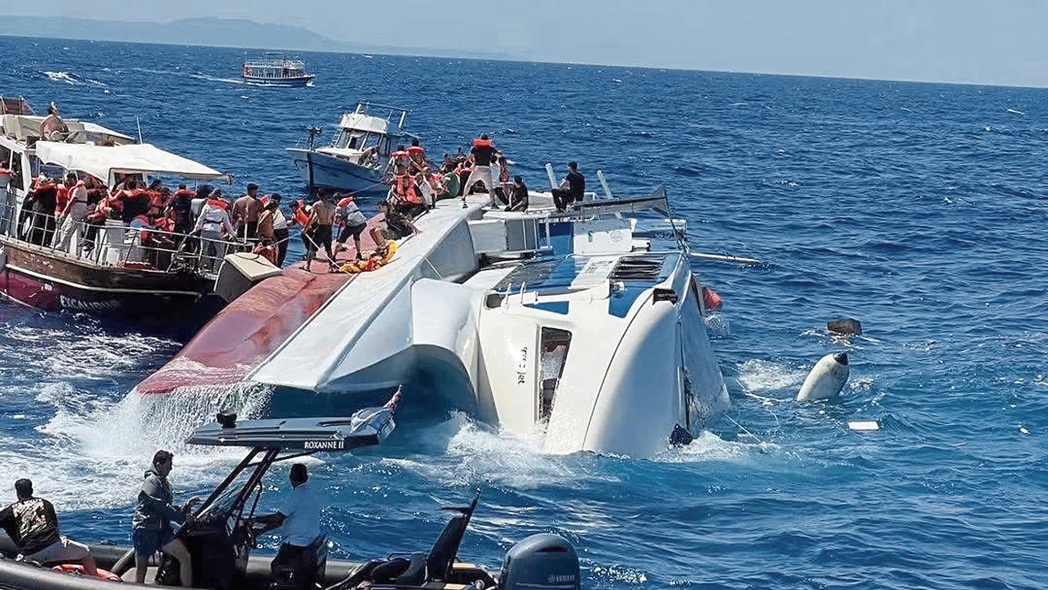 Terrible accidente ocurrió frente a la costa del norte de Chipre, cerca a puerto de donde salió el ferry hacia Turquía.