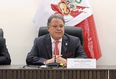 Senador fujimorista Carlos Mesía critica a diputados “intolerantes” de Juntos por el Perú