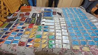 Atrapan al mayor falsificador de pasaportes y desbaratan mafia que “exportaba” documentos