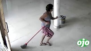 Mujer resulta herida por bala perdida de policía que perseguía a delincuentes en Piura (VIDEO)