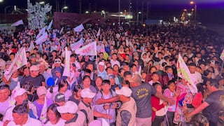 Antauristas apoyan al candidato de JPP, Roberto Sánchez, al dar seguridad durante mitin