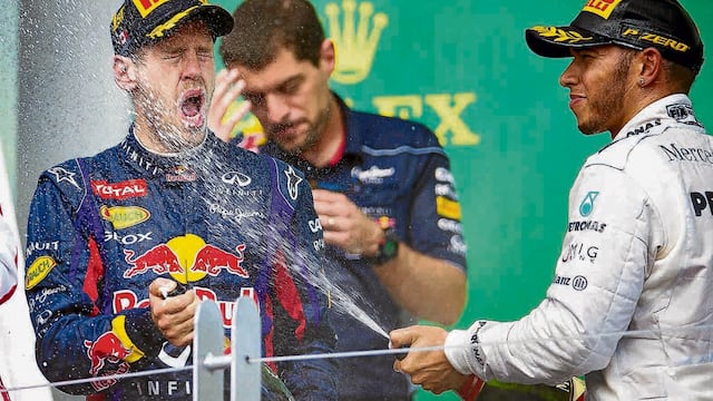 Vettel vencedor