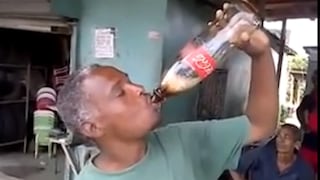 Hombre se toma un litro de Coca Cola de un solo sorbo [VIDEO]