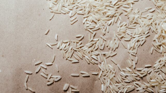 Qué trucos aplicar para calcular la cantidad de arroz por persona que debes cocinar