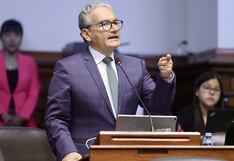 COVID-19: congresista Alejandro Aguinaga en contra de citar o investigar a ministro de Salud por vacunas
