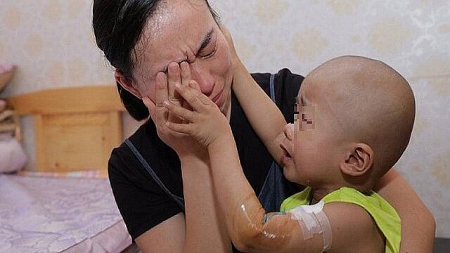 "Mamá, no llores": el emotivo consuelo de un niño con cáncer a su progenitora 