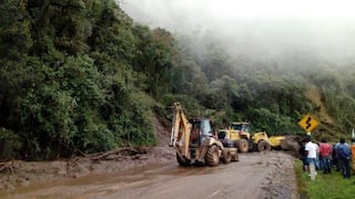 Cusco: MTC envía maquinaria pesada para limpieza y rehabilitación de vías tras caída de huaico en Santa Teresa