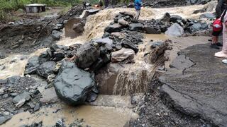 Caída de huaico ocasiona bloqueo de la carretera Interoceánica, en Cusco | VIDEO