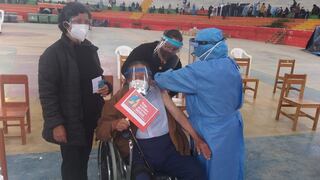 Abuelito de 99 años recibió vacuna contra el COVID-19 en Celendín (Cajamarca)