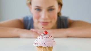 Comer para vivir: ¿Por qué antoja algo dulce después de comer?