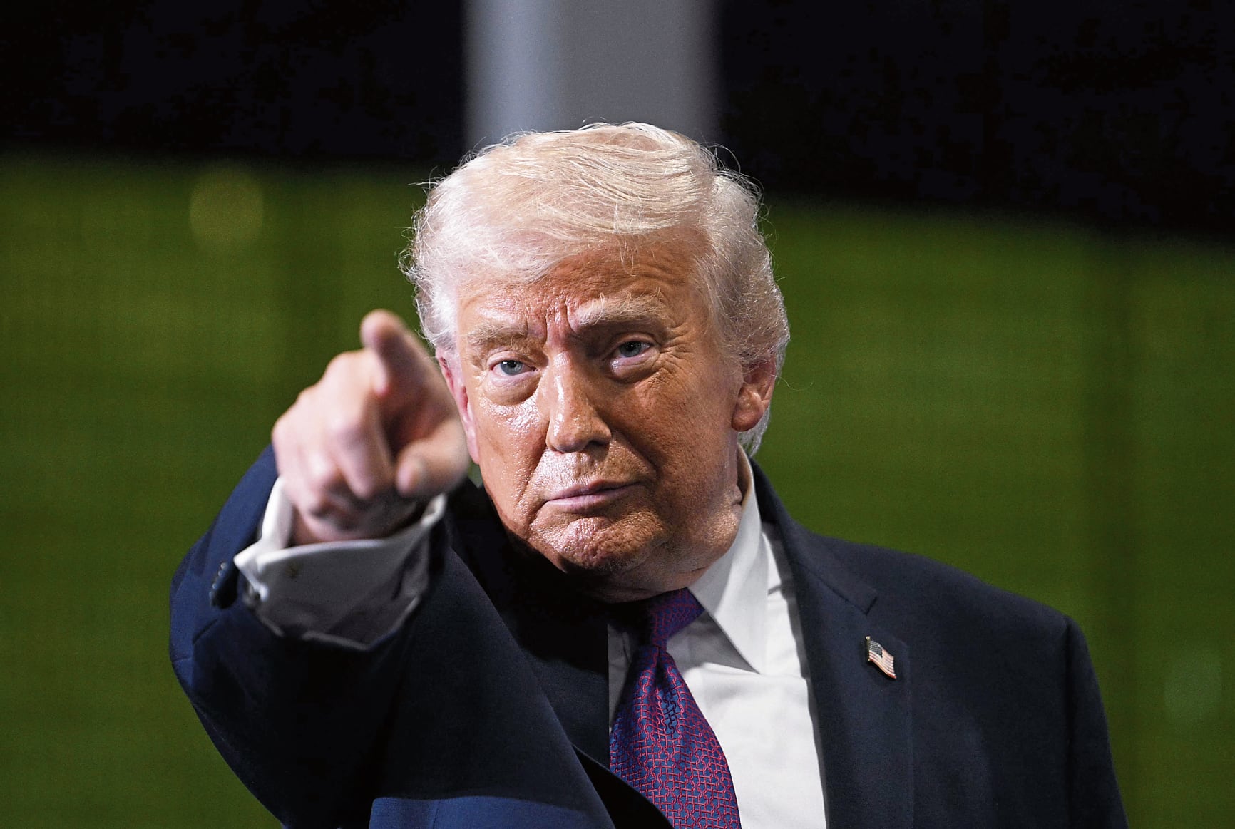 El presidente Donald Trump se muestra triunfalista en torno a la guerra que lanzó con Israel contra Irán. (Photo by Jim WATSON / AFP)