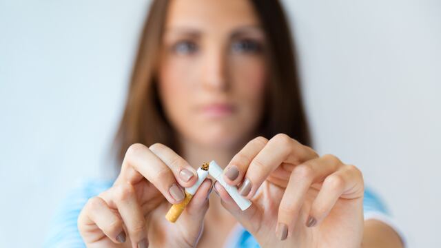 Fumadores consumen hasta 5 cigarros al día en el Perú