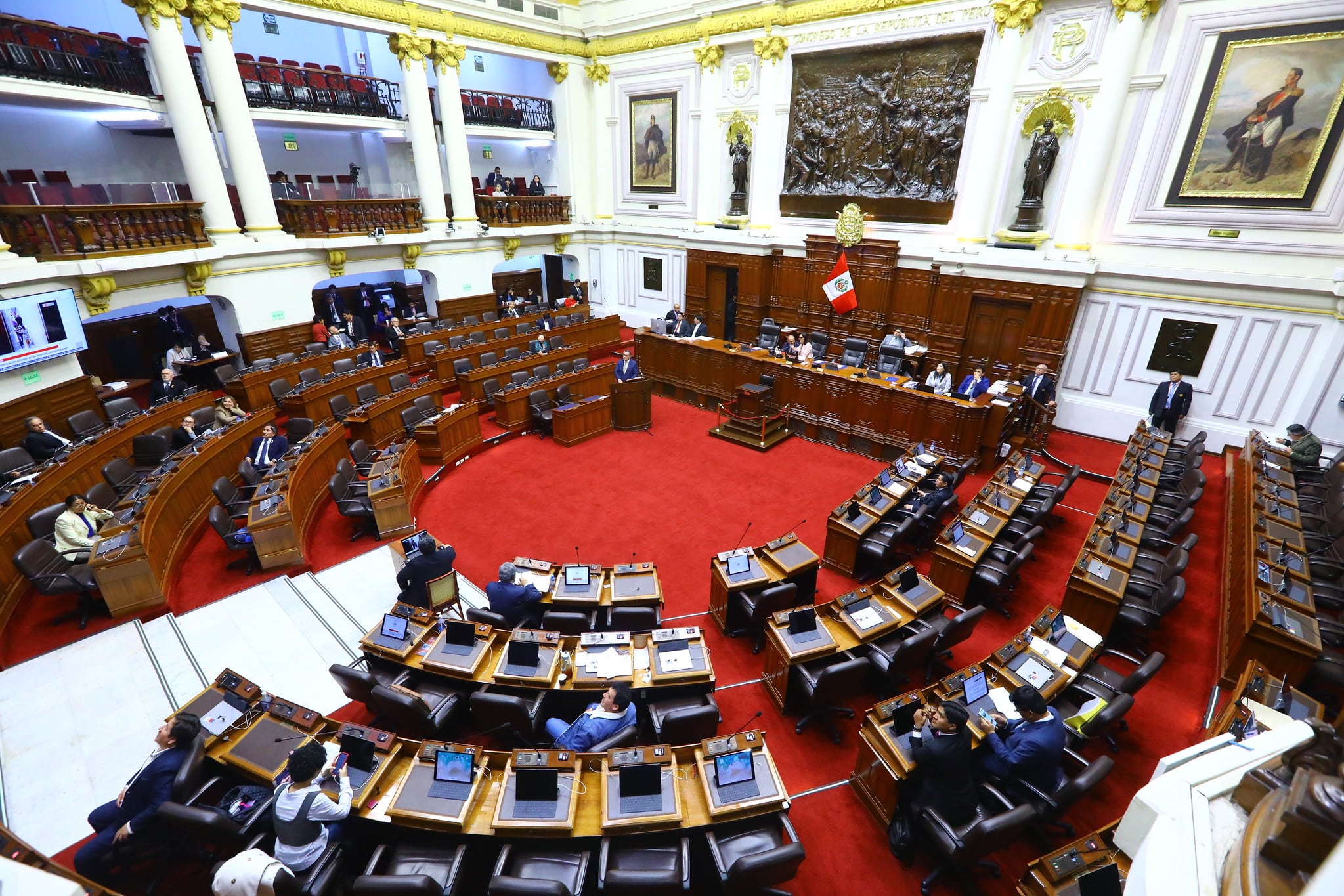 El pleno del Congreso sesiona para debatir el proyecto que propone crear el delito de terrorismo urbano. (Foto: Congreso)