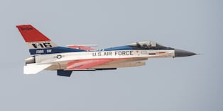 El premier Luis Arroyo informó que él y otros dos ministros no irían al Congreso por los F-16. EFE/ John Reyes