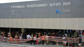 Sujeto que secuestró a pasajeros de un bus en Río se entregó a las autoridades