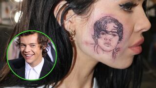 Jovencita se tatúa la cara de su cantante favorito en su rostro (FOTO)