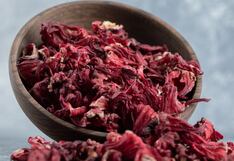 Comer para vivir: Beneficios y riesgos de la flor de Jamaica