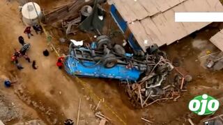 Camión cisterna cae sobre tres viviendas tras despistarse en Puente Piedra (VIDEO)