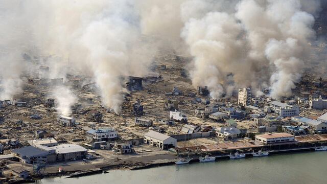 Miedo a una catástrofe nuclear tras explosión en reactor japonés