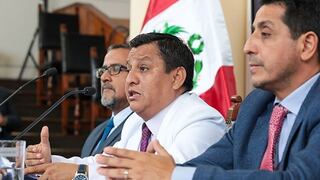 Ministro de Salud recomienda a fiscal de la Nación “dar un paso al costado” durante investigaciones en su contra