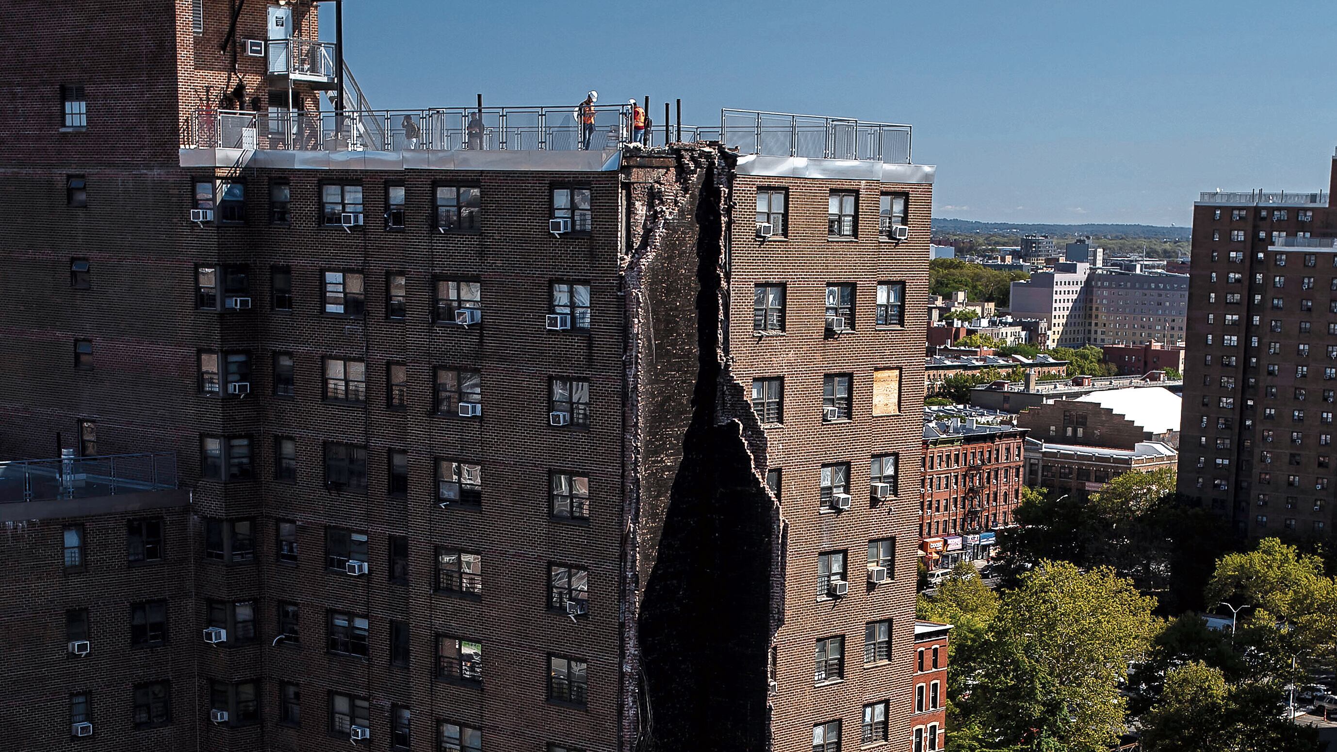 Explosión por fuga de gas en el Bronx: edificio 'salta' al aire y vecinos piden reembolso de nervios