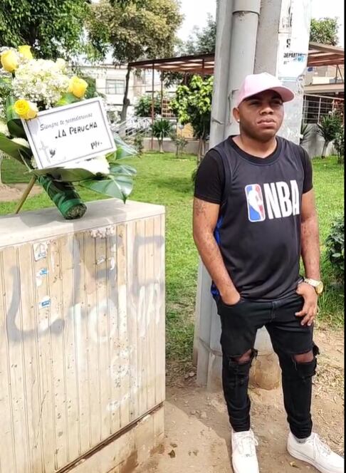 Banda criminal le envió un arreglo floral fúnebre a director de orquesta.