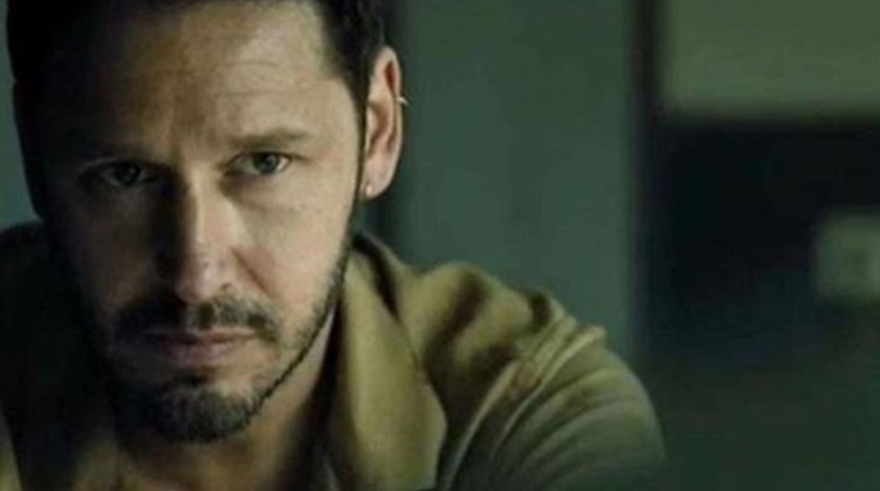 Benjamín Vicuña en una toma de la serie "Vis a vis". (Foto: Globomedia)