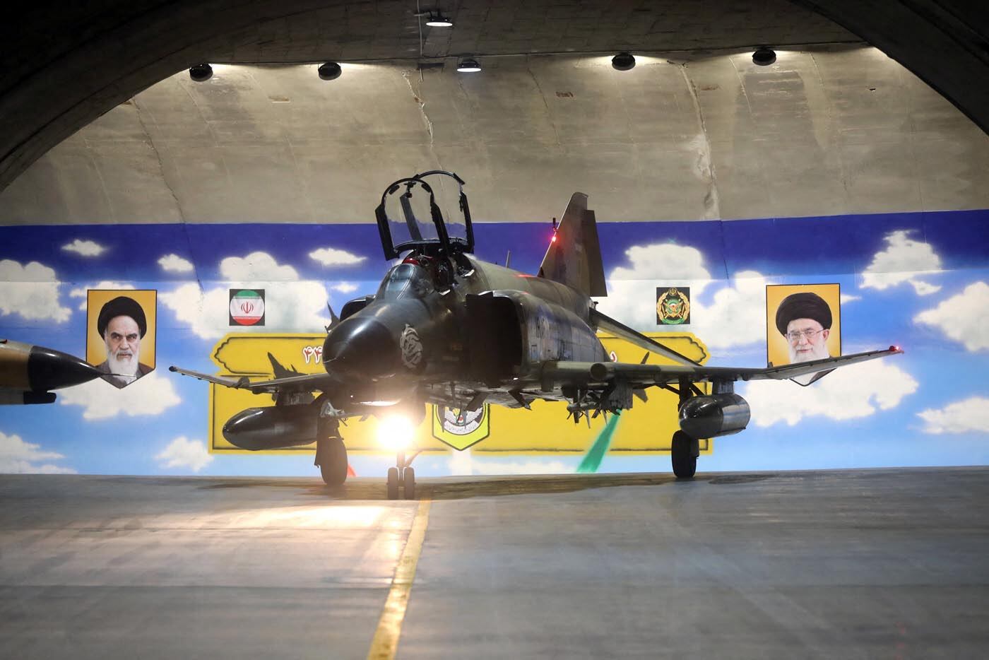 Irán es gobernado por el clero, lo que influye a sus Fuerzas Armadas.