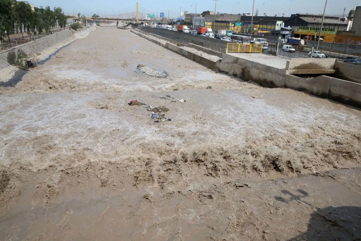 Río Rímac aumenta su nivel y causa preocupación entre vecinos. Foto: ANDINA/Vidal Tarqui