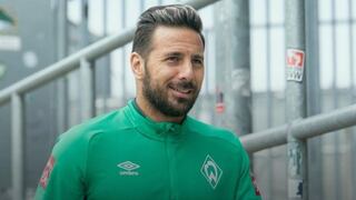 Claudio Pizarro alargó su contrato por 6 días y estará con Bremen para luchar por permanencia en la Bundesliga