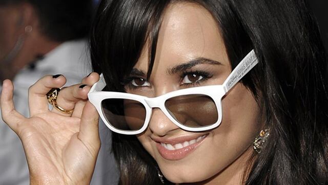 Demi Lovato a sus seguidores en Facebook: "Gracias por estar ahí para mí"
